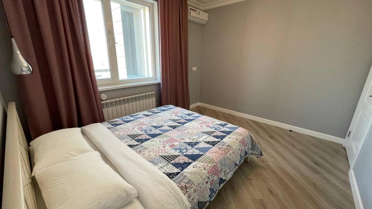 אסטנה Ernaz Plus Apartments: Sauran-Towers מראה חיצוני תמונה